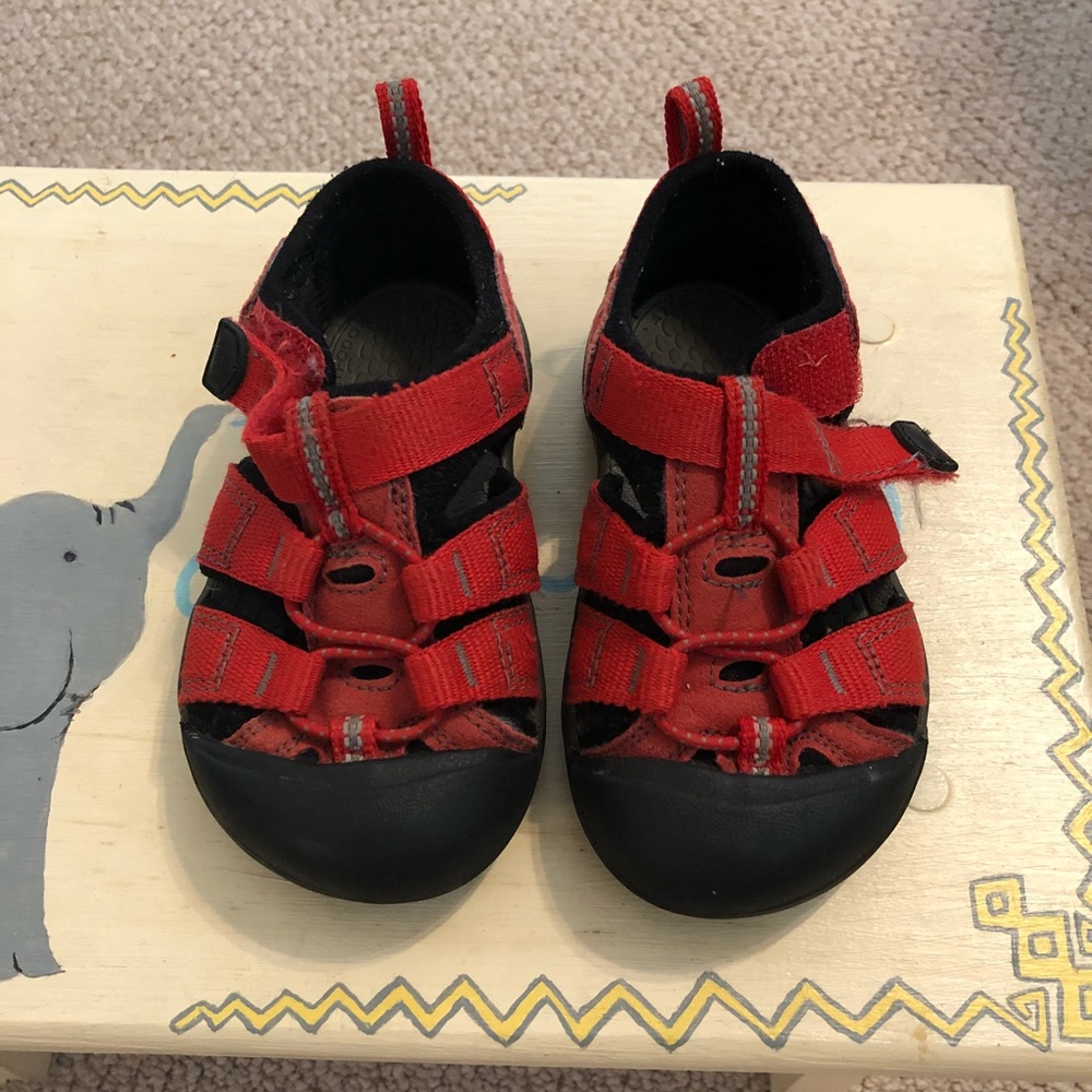 Keen shoes